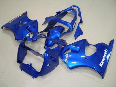 Carénage Moto Kawasaki ZX6R 00-02 - Bleu avec Blanc Décalque Bon Marché