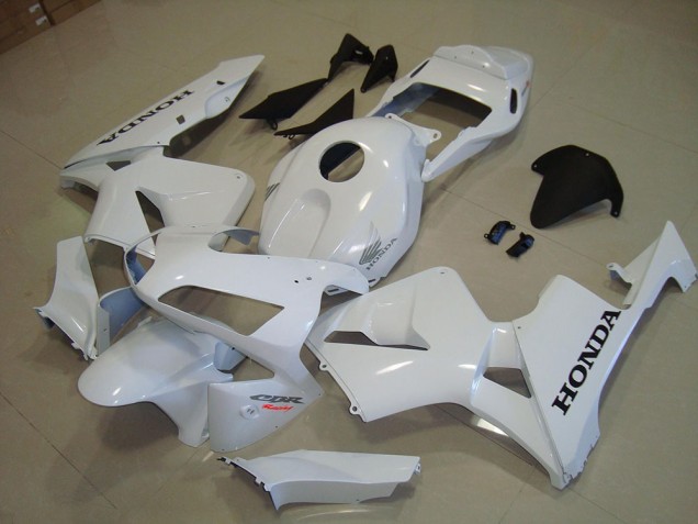 Carénage Moto Honda CBR 600 RR 03-04 - Blanc Noir Décalque Carénage Moto Honda CBR 600 RR 03-04 - Blanc Noir Décalque