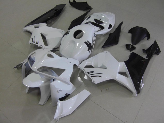 Carénage Moto Honda CBR 600 RR 05-06 - Blanc avec Spécial Décalque Carénage Moto Honda CBR 600 RR 05-06 - Blanc avec Spécial Décalque